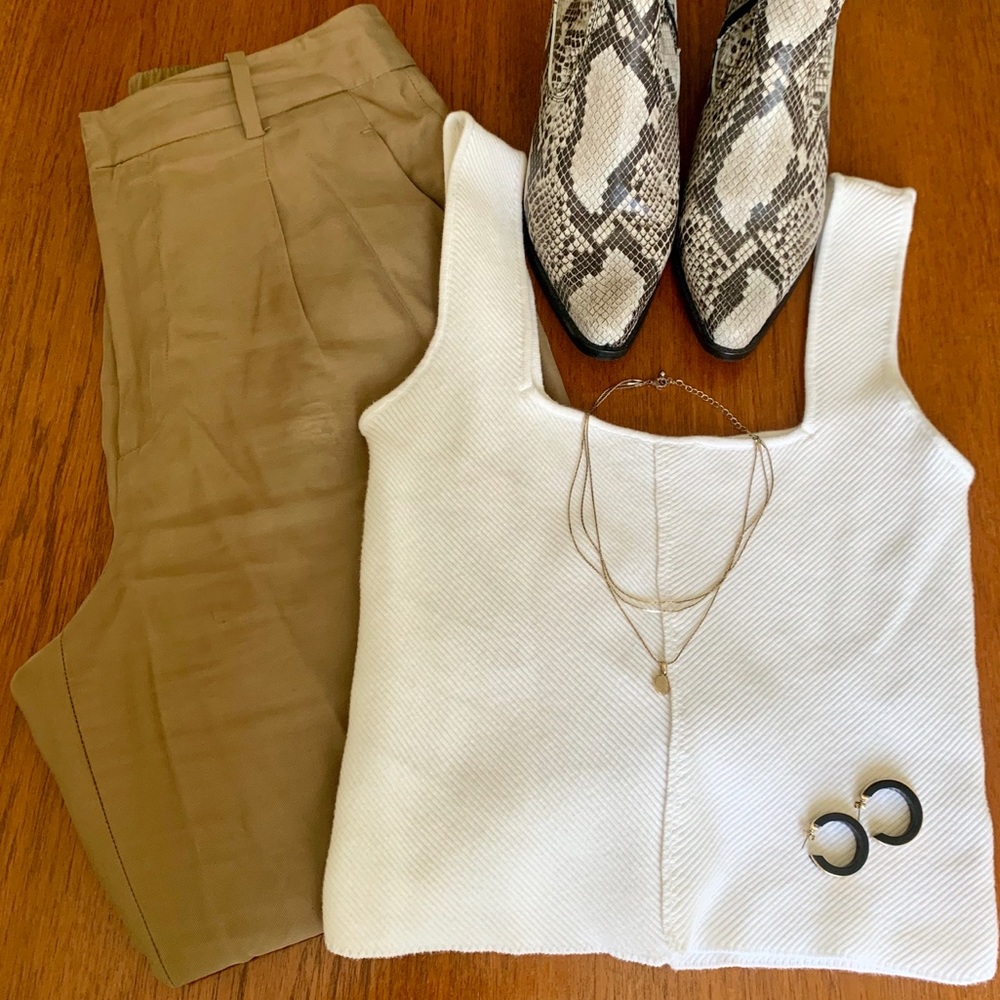 NWT Forever 21 square neck crop tank